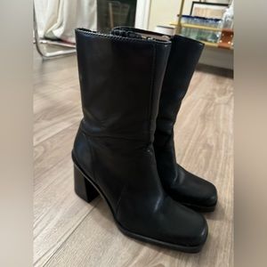 MIA bLack boots